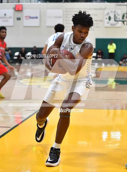 Thumbnail 1 in Liberty vs. Windward (Classic at Damien) photogallery.