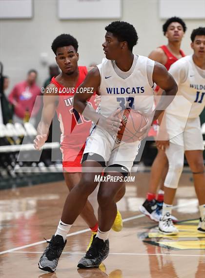 Thumbnail 2 in Liberty vs. Windward (Classic at Damien) photogallery.