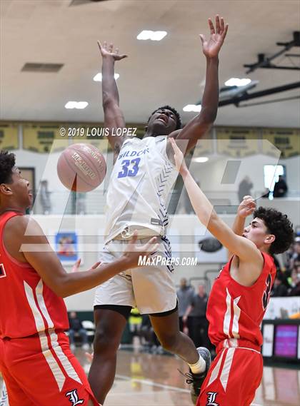 Thumbnail 1 in Liberty vs. Windward (Classic at Damien) photogallery.