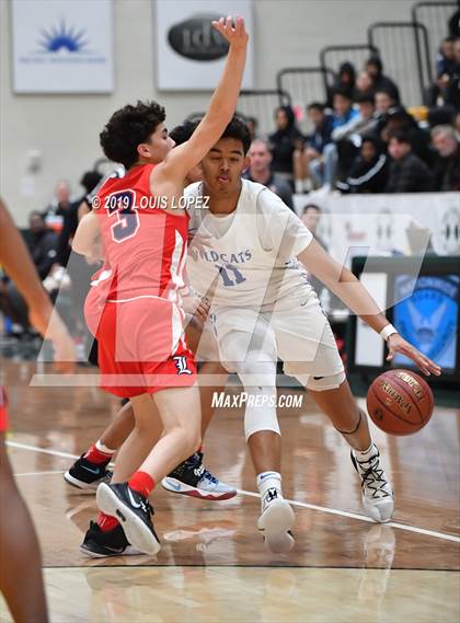 Thumbnail 2 in Liberty vs. Windward (Classic at Damien) photogallery.