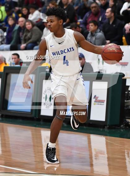 Thumbnail 3 in Liberty vs. Windward (Classic at Damien) photogallery.