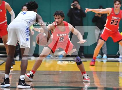 Thumbnail 2 in Liberty vs. Windward (Classic at Damien) photogallery.