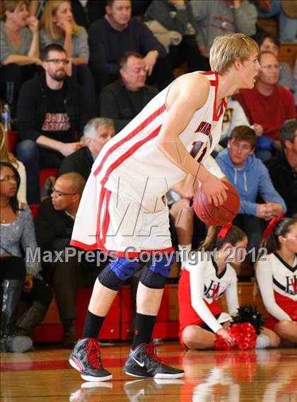 Thumbnail 2 in Harvard-Westlake vs. Crespi  photogallery.