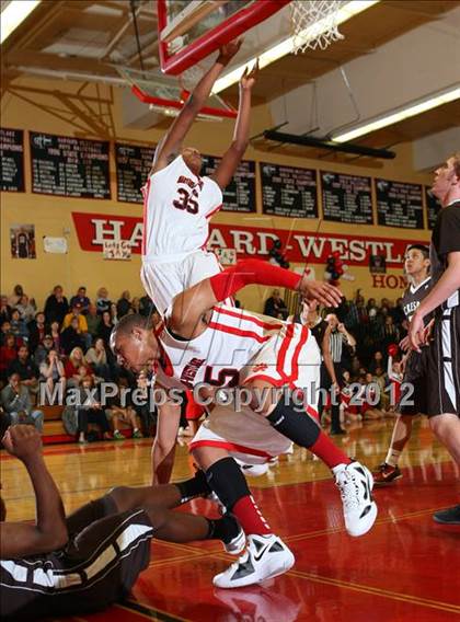 Thumbnail 3 in Harvard-Westlake vs. Crespi  photogallery.