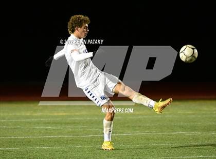 Thumbnail 3 in Old Saybrook vs. Oxford (CIAC Class S Semifinal) photogallery.