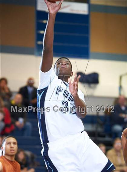 Thumbnail 2 in Kell @ Pope photogallery.