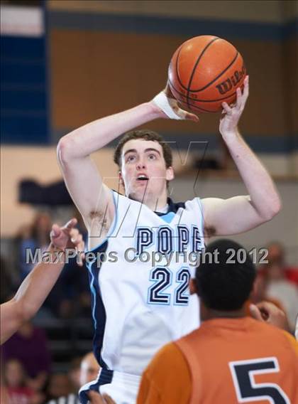 Thumbnail 2 in Kell @ Pope photogallery.