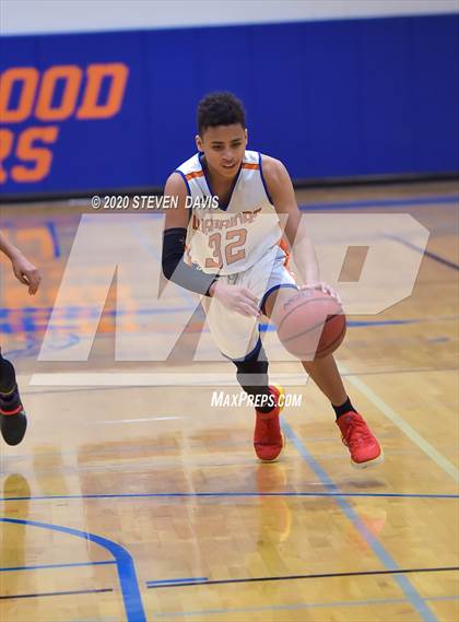 Thumbnail 2 in Kofa vs Westwood photogallery.