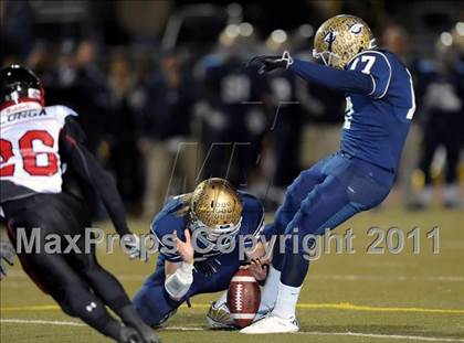 Thumbnail 3 in Centennial vs. Vista Murrieta (CIF SS Inland Division Final) photogallery.