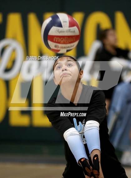 Thumbnail 3 in FR: Mica Mountain @ Canyon del Oro photogallery.