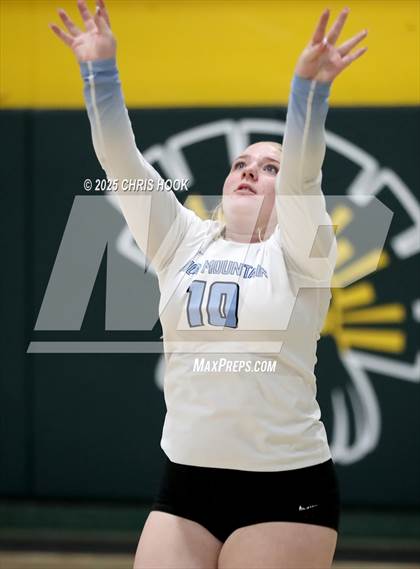 Thumbnail 2 in FR: Mica Mountain @ Canyon del Oro photogallery.