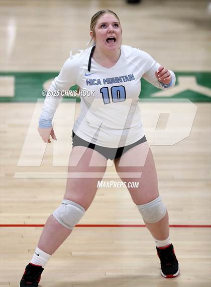 Thumbnail 1 in FR: Mica Mountain @ Canyon del Oro photogallery.