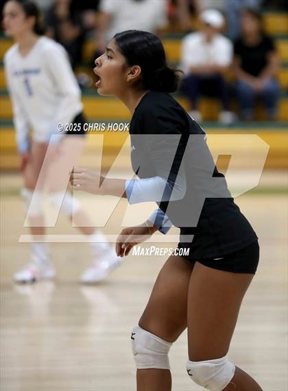 Thumbnail 2 in FR: Mica Mountain @ Canyon del Oro photogallery.