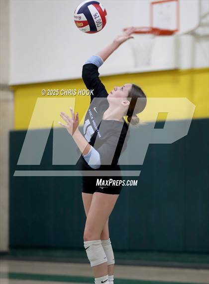 Thumbnail 2 in FR: Mica Mountain @ Canyon del Oro photogallery.