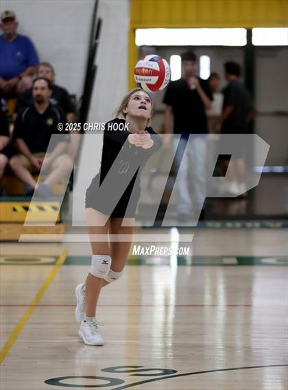 Thumbnail 1 in FR: Mica Mountain @ Canyon del Oro photogallery.