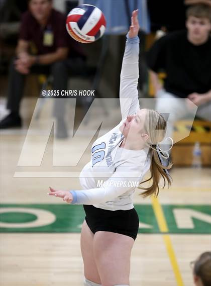 Thumbnail 3 in FR: Mica Mountain @ Canyon del Oro photogallery.