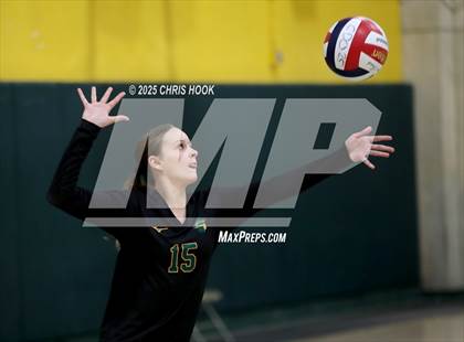 Thumbnail 3 in FR: Mica Mountain @ Canyon del Oro photogallery.