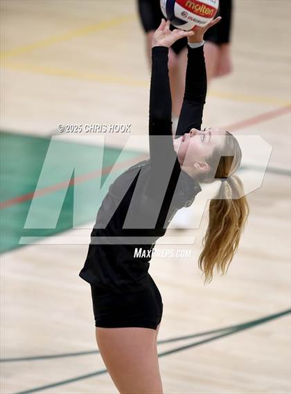 Thumbnail 3 in FR: Mica Mountain @ Canyon del Oro photogallery.