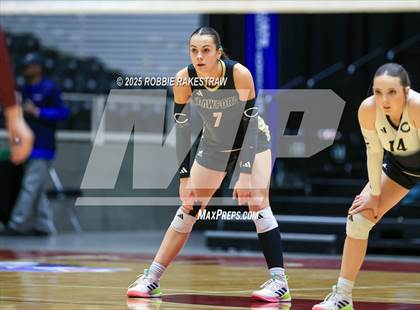 Thumbnail 1 in Iola vs. Crawford (UIL 2A D2 Volleyball Final) photogallery.