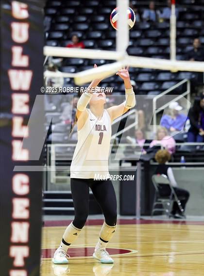 Thumbnail 1 in Iola vs. Crawford (UIL 2A D2 Volleyball Final) photogallery.