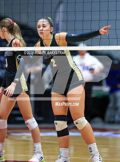 Thumbnail 2 in Iola vs. Crawford (UIL 2A D2 Volleyball Final) photogallery.
