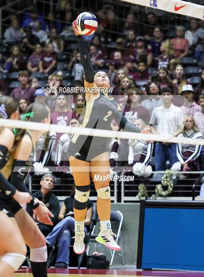 Thumbnail 2 in Iola vs. Crawford (UIL 2A D2 Volleyball Final) photogallery.