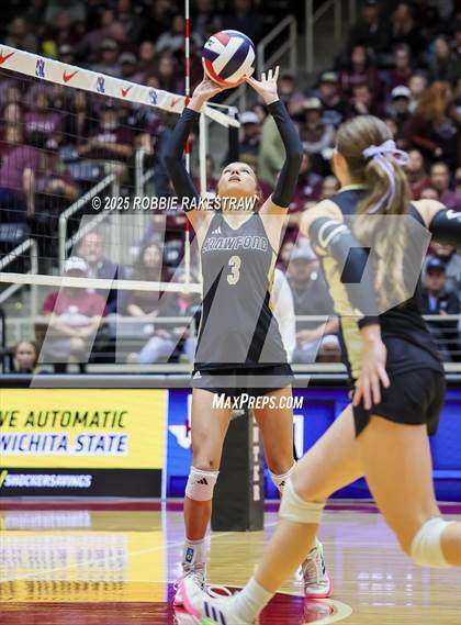 Thumbnail 2 in Iola vs. Crawford (UIL 2A D2 Volleyball Final) photogallery.