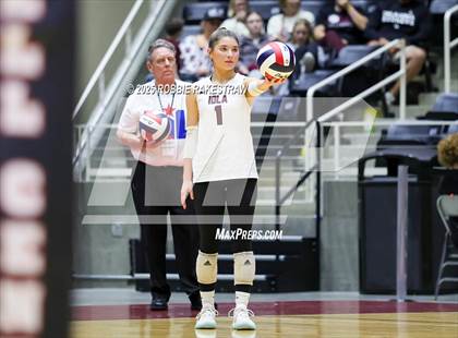 Thumbnail 3 in Iola vs. Crawford (UIL 2A D2 Volleyball Final) photogallery.