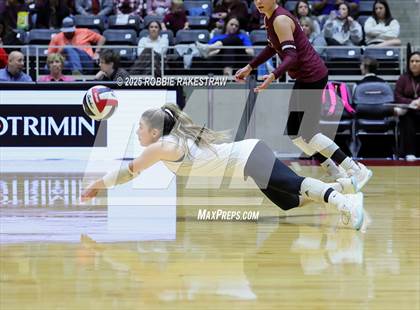 Thumbnail 1 in Iola vs. Crawford (UIL 2A D2 Volleyball Final) photogallery.