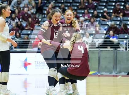 Thumbnail 3 in Iola vs. Crawford (UIL 2A D2 Volleyball Final) photogallery.
