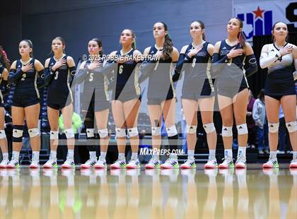 Thumbnail 3 in Iola vs. Crawford (UIL 2A D2 Volleyball Final) photogallery.