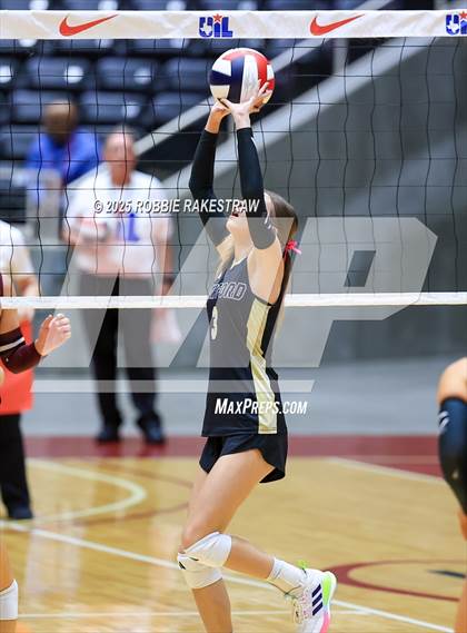 Thumbnail 2 in Iola vs. Crawford (UIL 2A D2 Volleyball Final) photogallery.