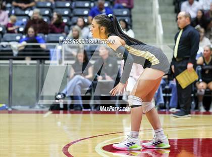 Thumbnail 3 in Iola vs. Crawford (UIL 2A D2 Volleyball Final) photogallery.