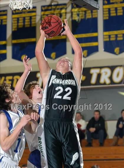 Thumbnail 2 in Ponderosa vs. El Dorado (Trojan Toss-Up) photogallery.