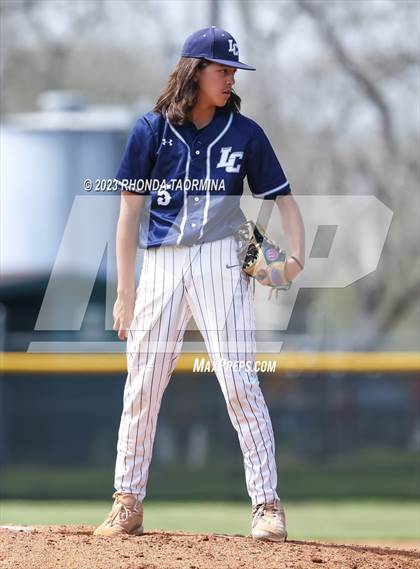 Thumbnail 3 in Lamar Consolidated @ Boling photogallery.