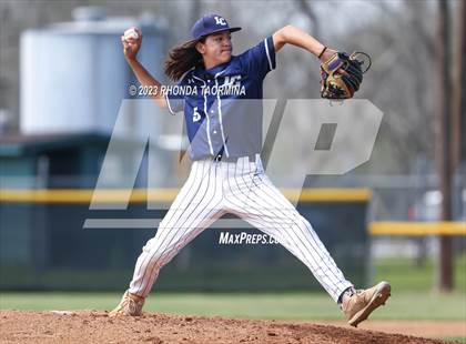 Thumbnail 2 in Lamar Consolidated @ Boling photogallery.
