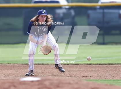 Thumbnail 1 in Lamar Consolidated @ Boling photogallery.