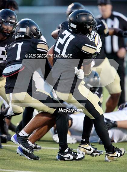 Thumbnail 2 in Granbury vs Fossil Ridge photogallery.