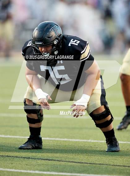 Thumbnail 3 in Granbury vs Fossil Ridge photogallery.