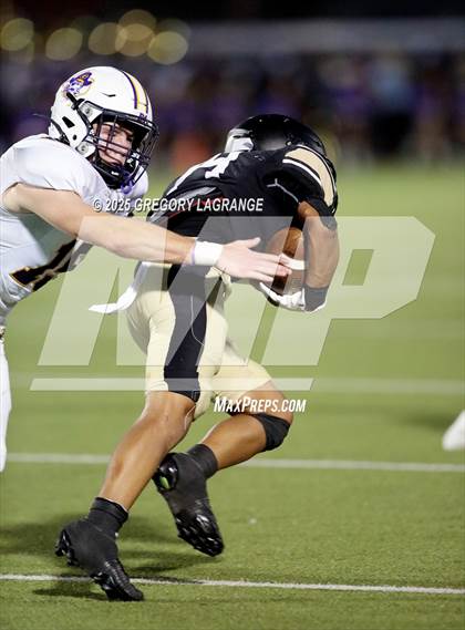 Thumbnail 2 in Granbury vs Fossil Ridge photogallery.