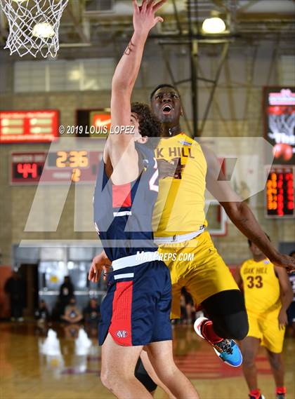 Thumbnail 3 in Modesto Christian vs. Oak Hill Academy (Nike Extravaganza) photogallery.