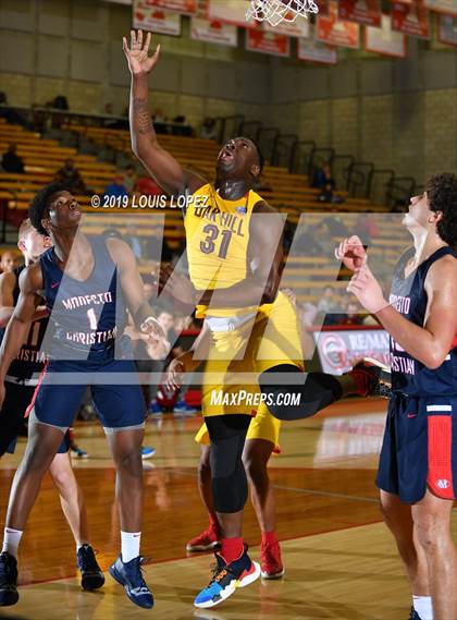 Thumbnail 2 in Modesto Christian vs. Oak Hill Academy (Nike Extravaganza) photogallery.