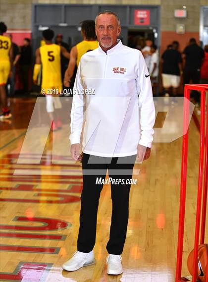 Thumbnail 1 in Modesto Christian vs. Oak Hill Academy (Nike Extravaganza) photogallery.
