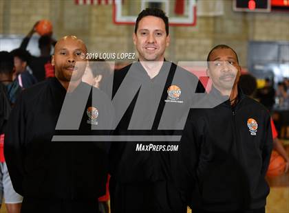 Thumbnail 2 in Modesto Christian vs. Oak Hill Academy (Nike Extravaganza) photogallery.