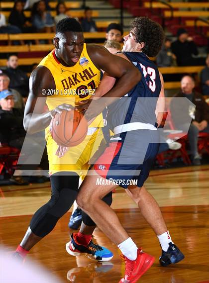 Thumbnail 3 in Modesto Christian vs. Oak Hill Academy (Nike Extravaganza) photogallery.