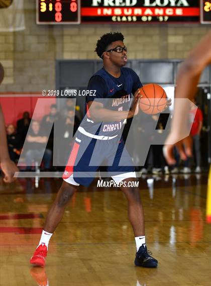 Thumbnail 2 in Modesto Christian vs. Oak Hill Academy (Nike Extravaganza) photogallery.