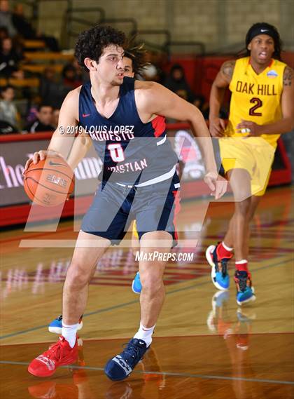 Thumbnail 2 in Modesto Christian vs. Oak Hill Academy (Nike Extravaganza) photogallery.
