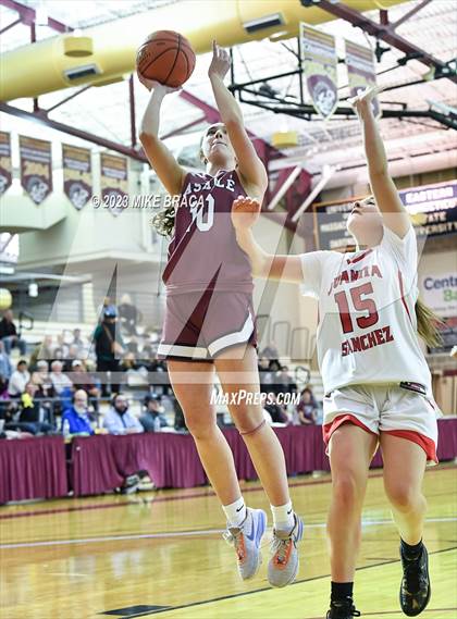 Thumbnail 3 in La Salle Academy vs. Juanita Sanchez Complex (RIIL Division 1 Final) photogallery.