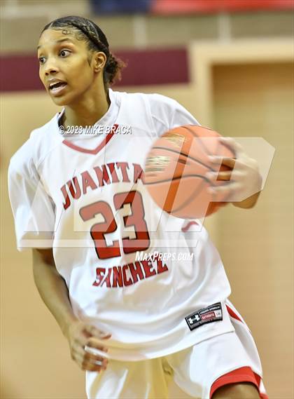 Thumbnail 3 in La Salle Academy vs. Juanita Sanchez Complex (RIIL Division 1 Final) photogallery.