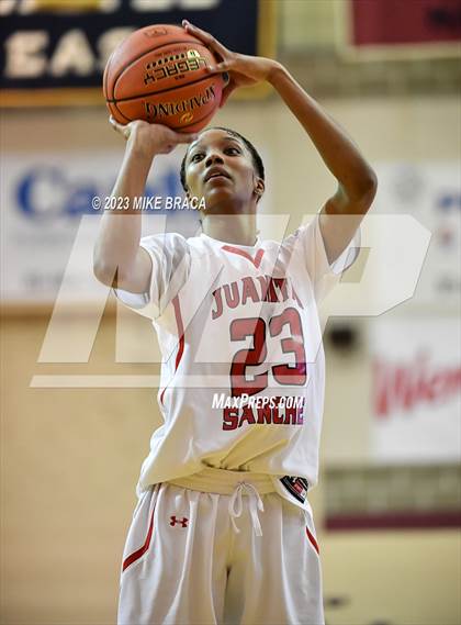 Thumbnail 2 in La Salle Academy vs. Juanita Sanchez Complex (RIIL Division 1 Final) photogallery.